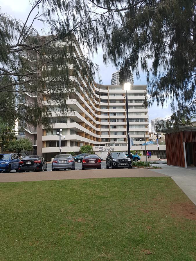The Sands Surfers Paradise Bagian luar foto